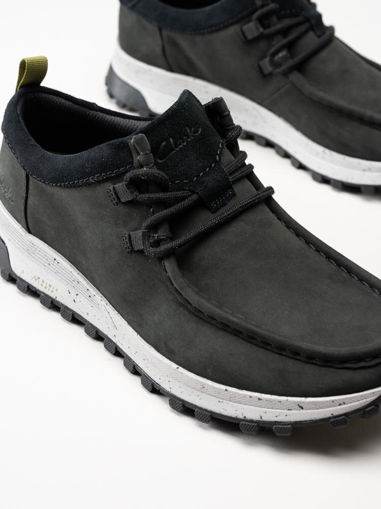 Clarks - ATL Trek Wally - Svarta promenadskor i nubuck