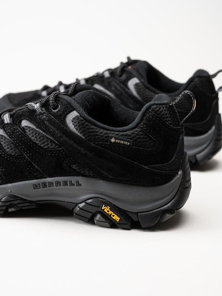 Merrell - Moab 3 GTX - Svarta grova promenadskor med Gore-Tex