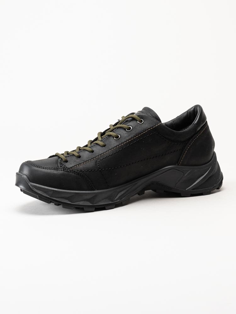 Igi & Co - Uomo Sting GTX - Svarta grova promenadskor med Gore-Tex