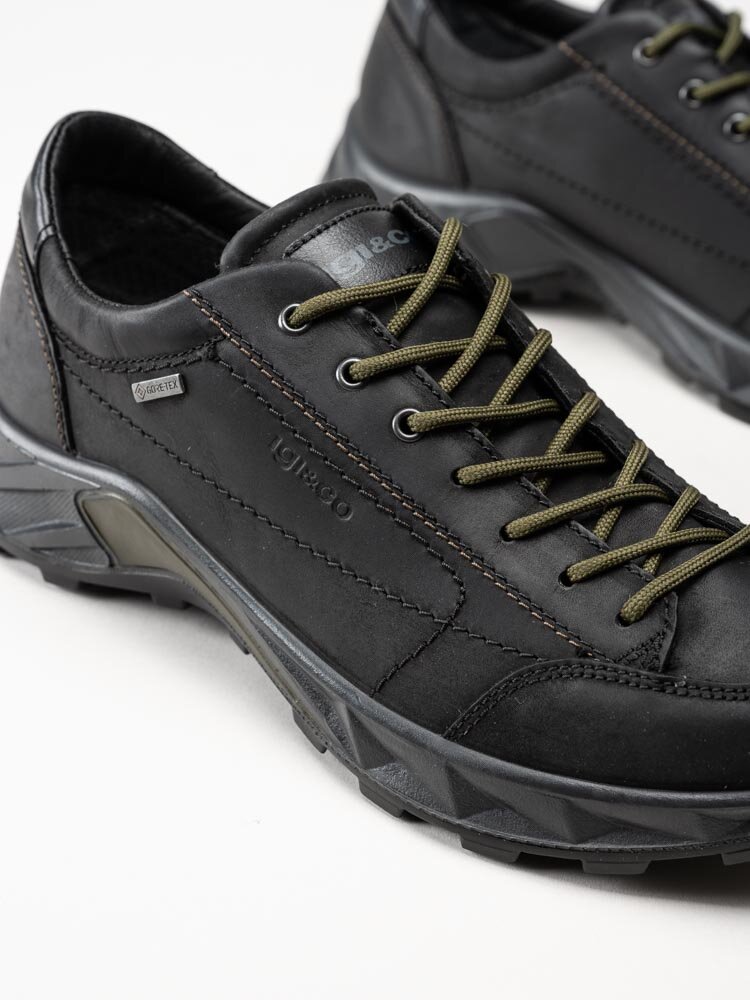 Igi & Co - Uomo Sting GTX - Svarta grova promenadskor med Gore-Tex