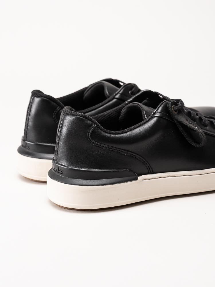 Clarks - CourtLite Move - Svarta sneakers i skinn