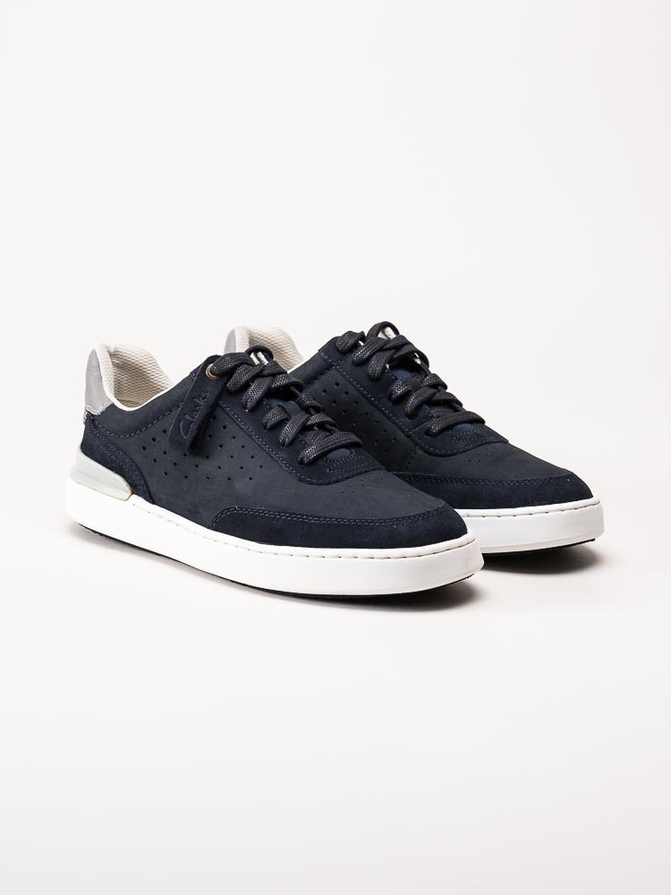 Clarks - Courtlite Tor - Marinblå sneakers i nubuck