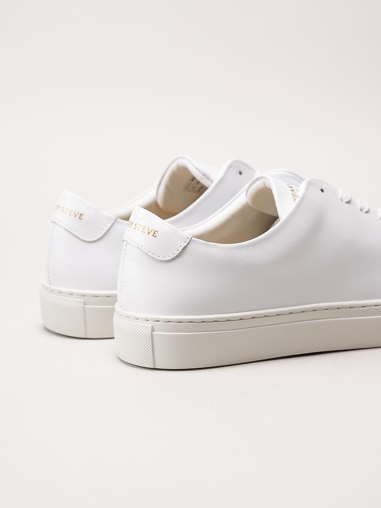 Sneaky Steve - Moore - Vita sneakers i skinn