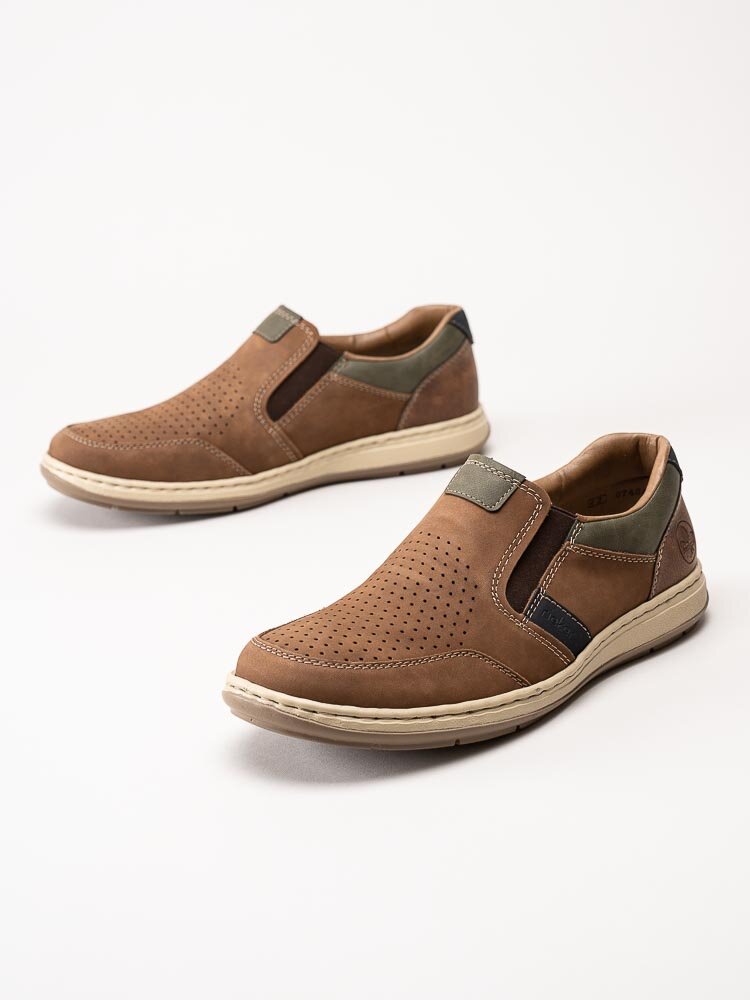 Rieker - Bruna slip on skor i nubuck