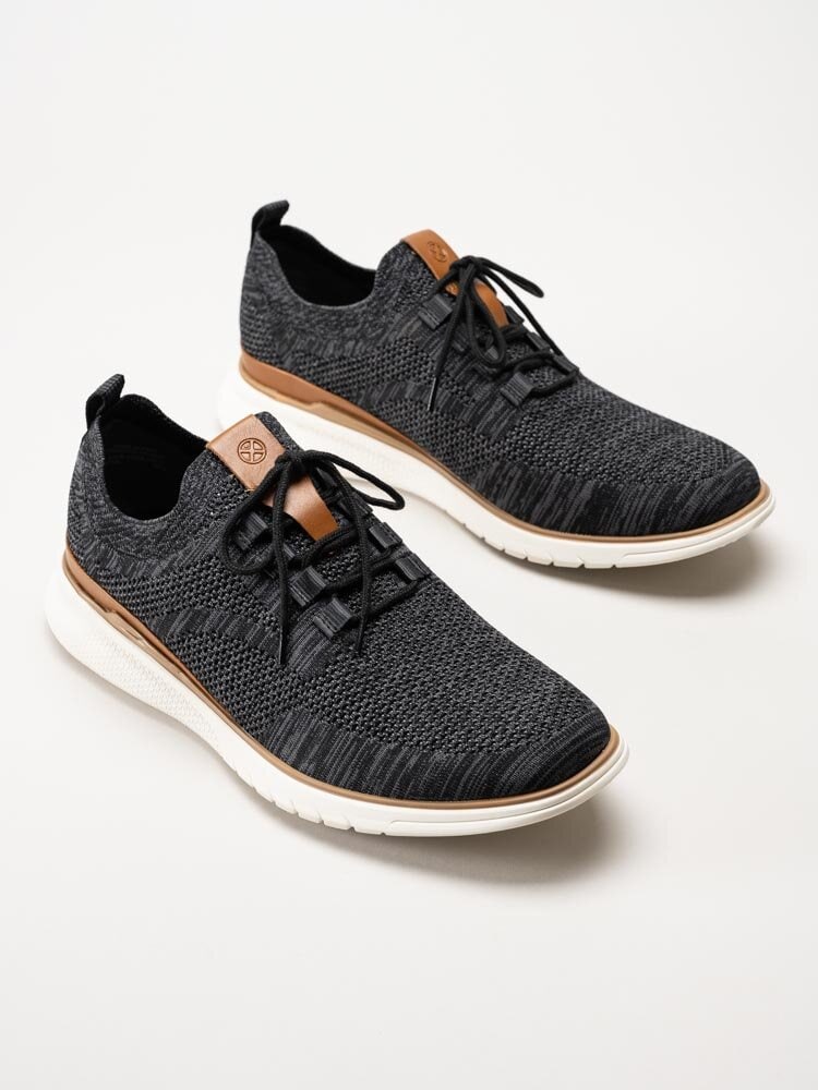 Hush Puppies - Advance Knit Laceup - Mörkgrå promenadskor i textil