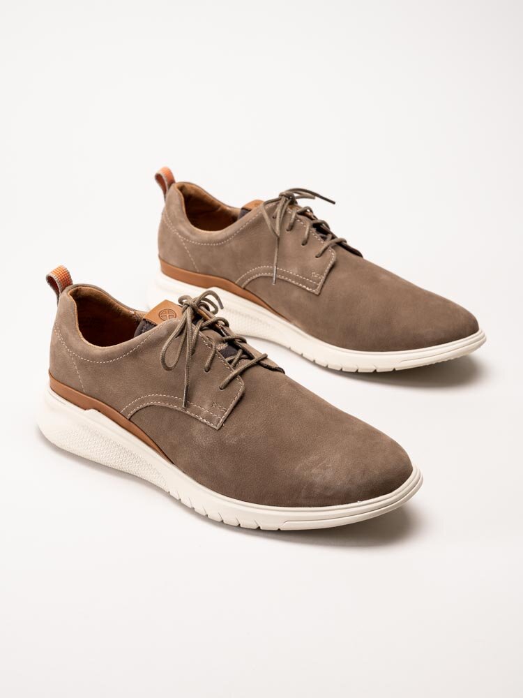 Hush Puppies - Advance Laceup - Bruna promenadskor i nubuck