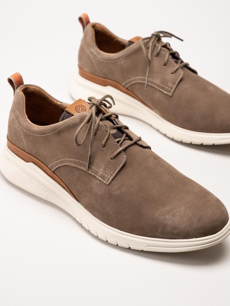 Hush Puppies - Advance Laceup - Bruna promenadskor i nubuck