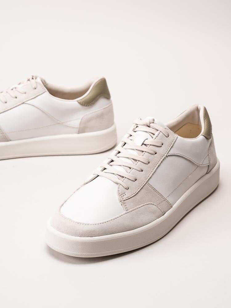 Vagabond - Teo - Vita sneakers med beige mockapartier