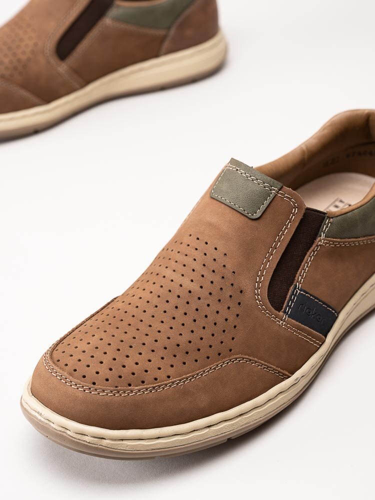 Rieker - Bruna slip on skor i nubuck