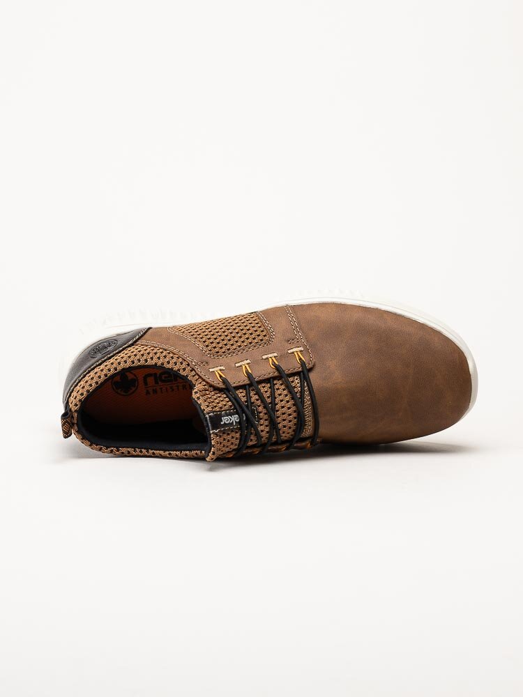 Rieker - Bruna slip on skor med elastisk dekorsnörning