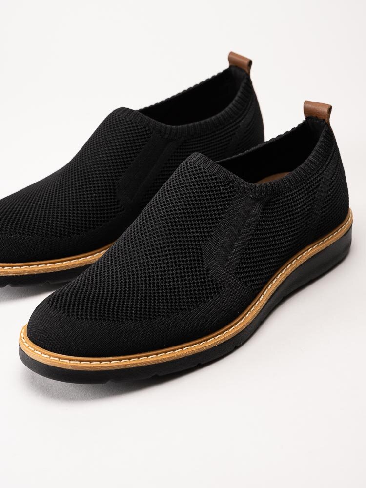 Igi & Co - Svarta slip on skor i strechnylon