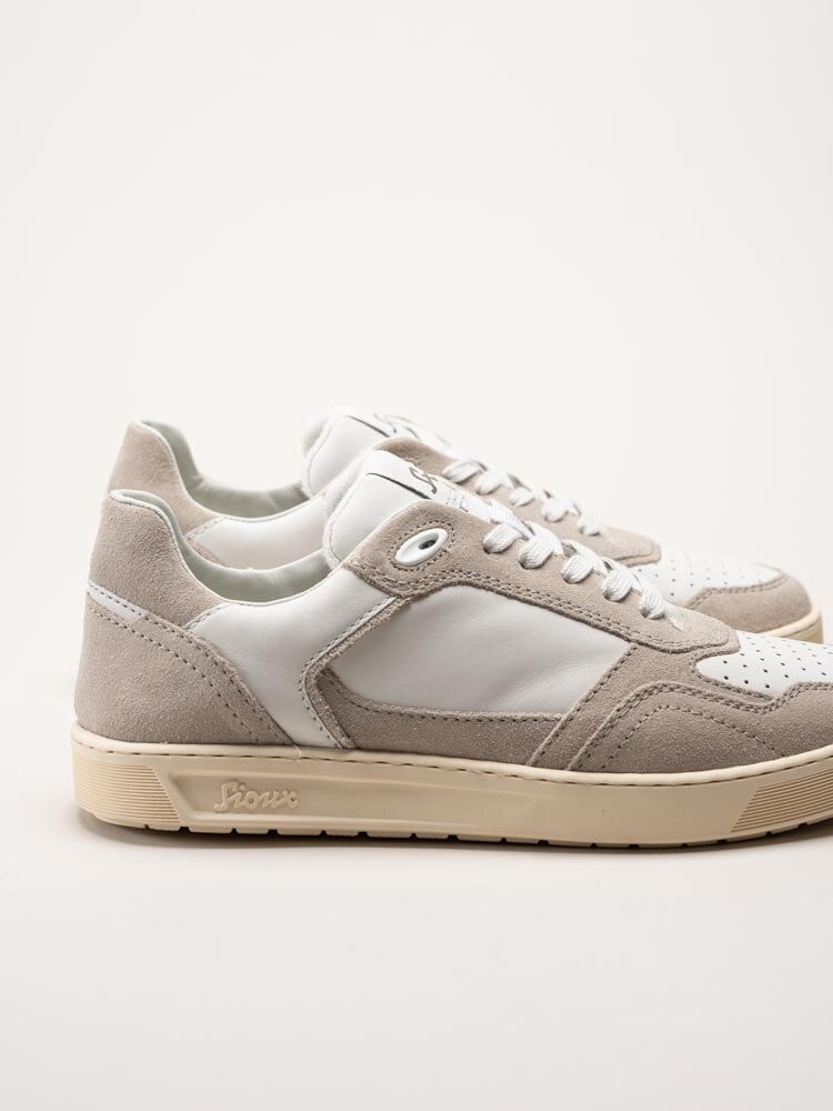 Sioux - Tedroso 704 - Beige vita sneakers i skinn och mocka