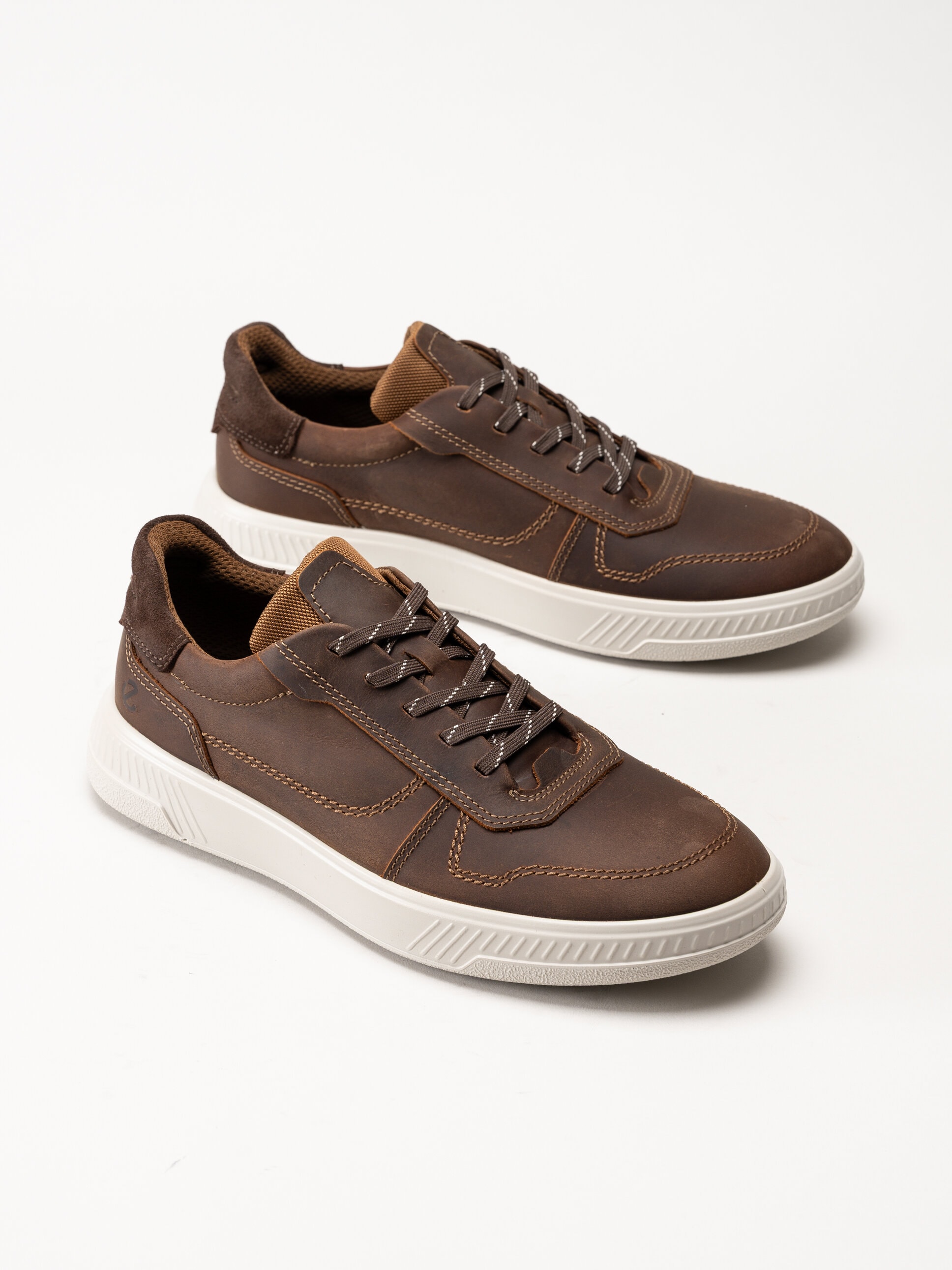 Ecco - Metro Move Sneaker - Bruna sneakers i oljad nubuck
