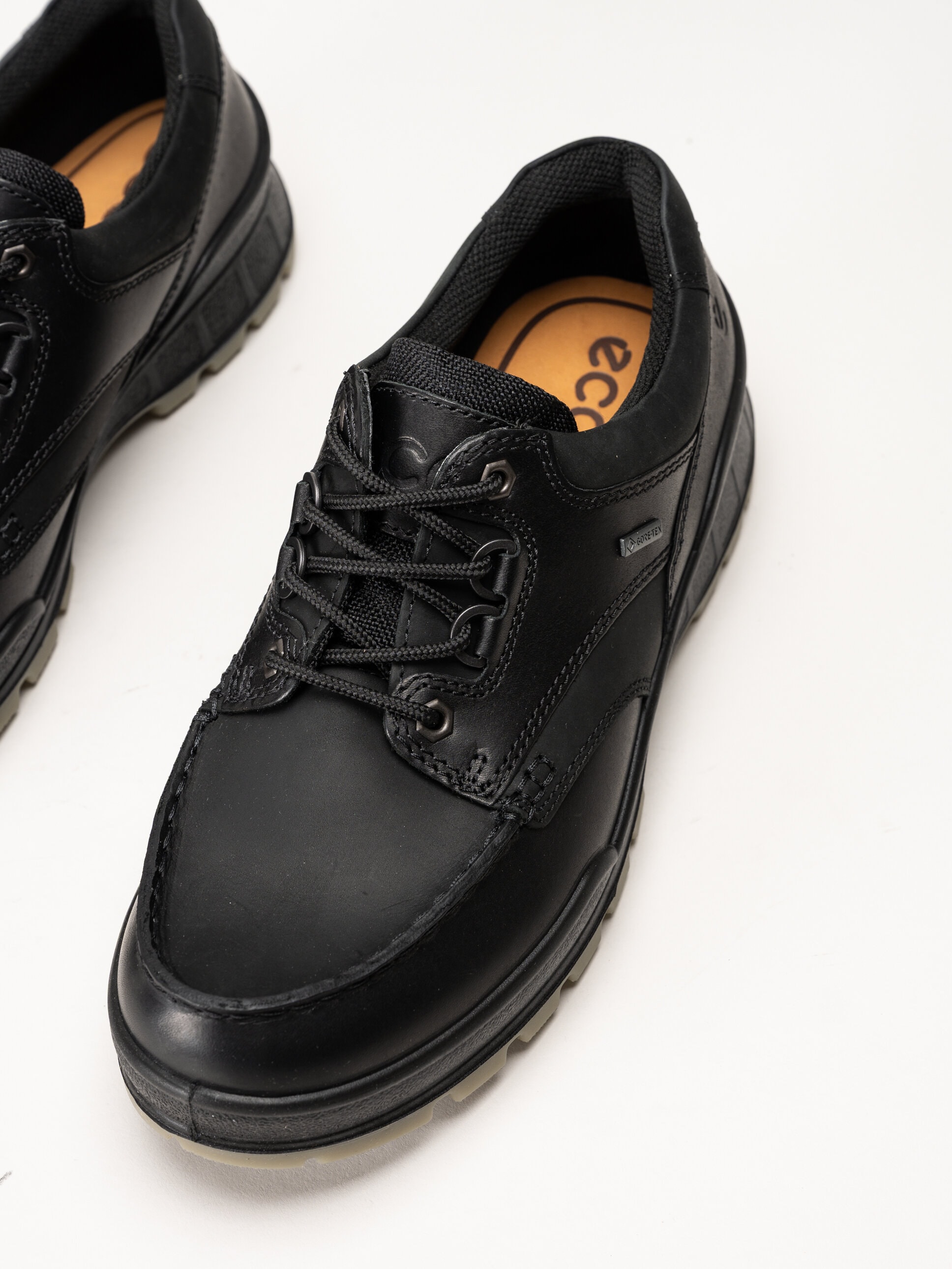 Ecco - Rugged Track 25 low Gtx - Svarta promenadskor med Gore-Tex