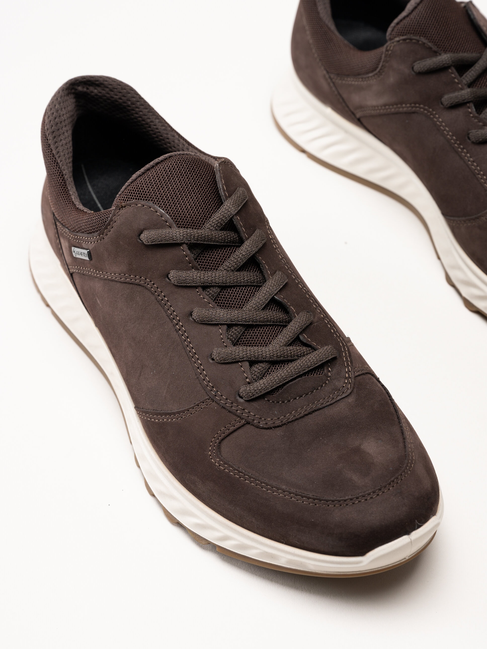 Ecco - Exostride Low GTX - Bruna promenadskor med Gore-Tex