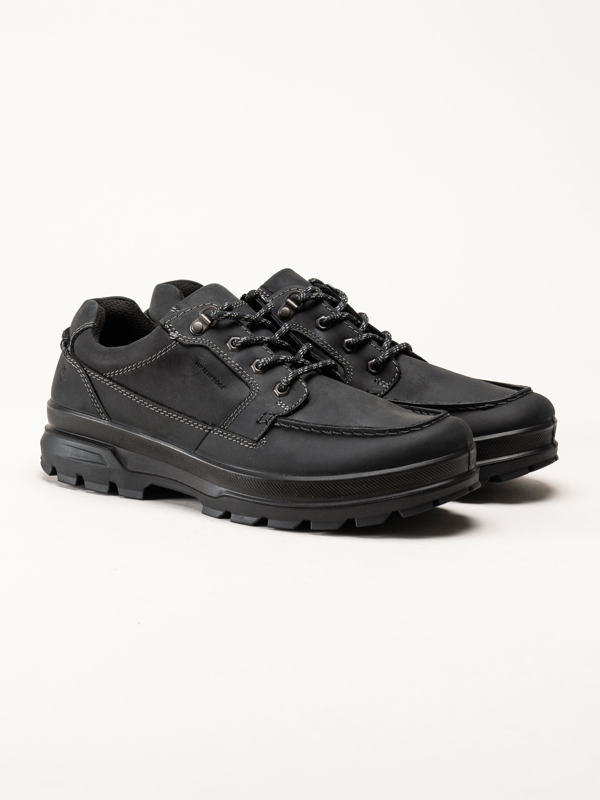Ecco - Rugged Track WP - Svarta waterproof snörskor i oljat skinn