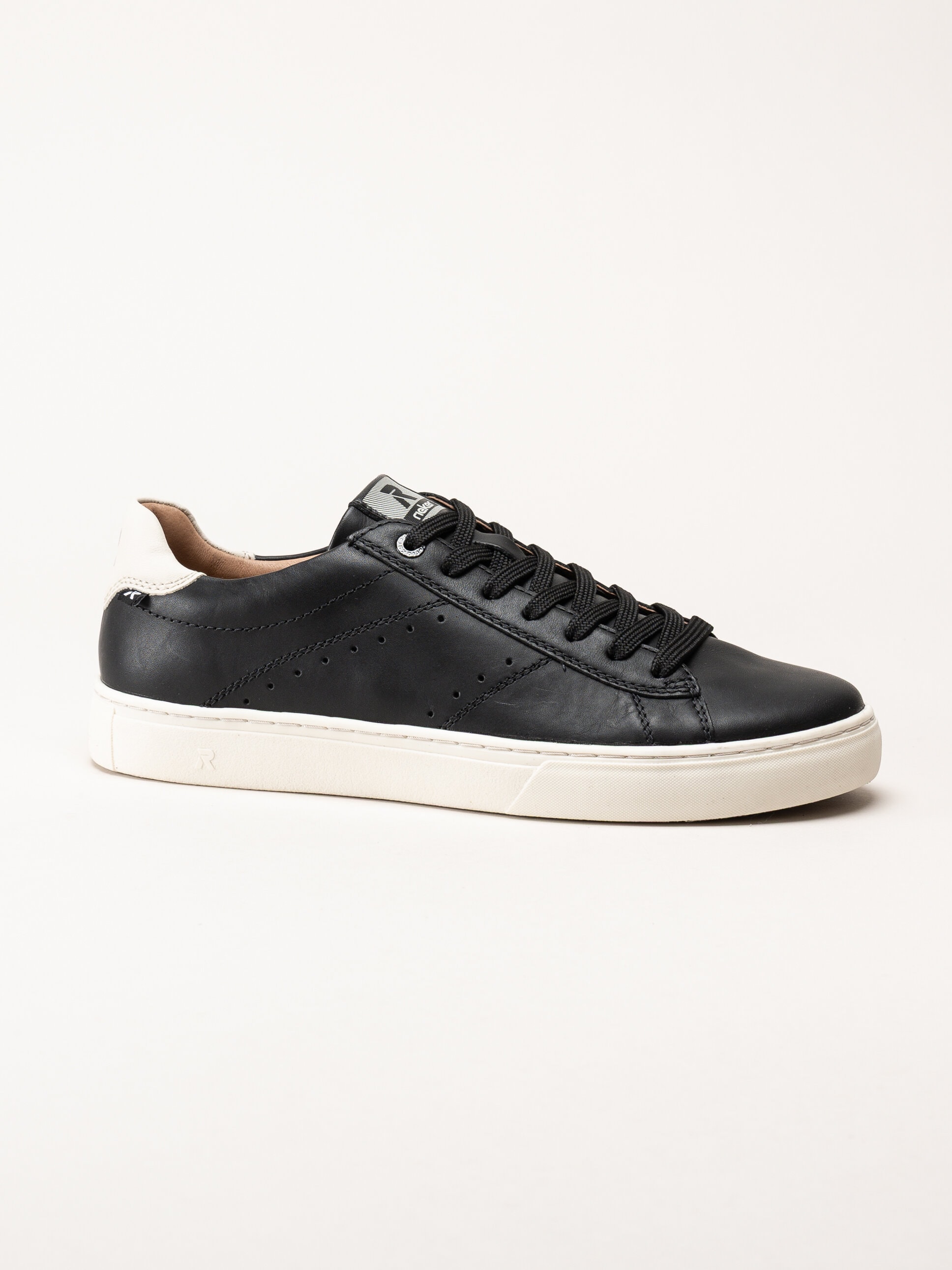 Rieker - Svarta sneakers i skinn