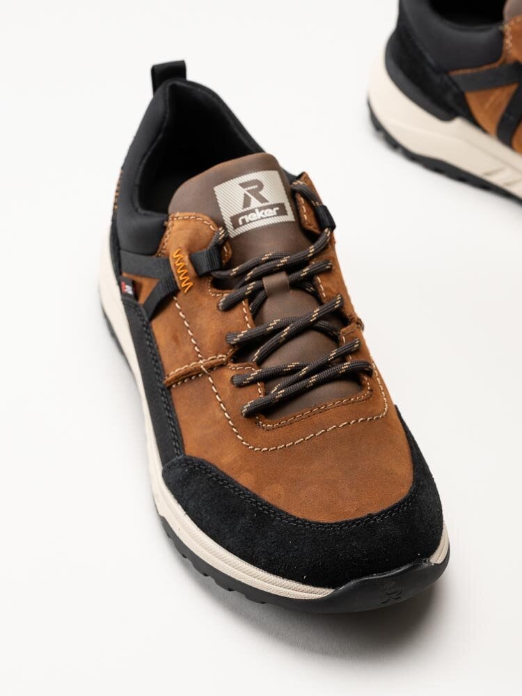 Rieker - Bruna promenadskor i nubuck