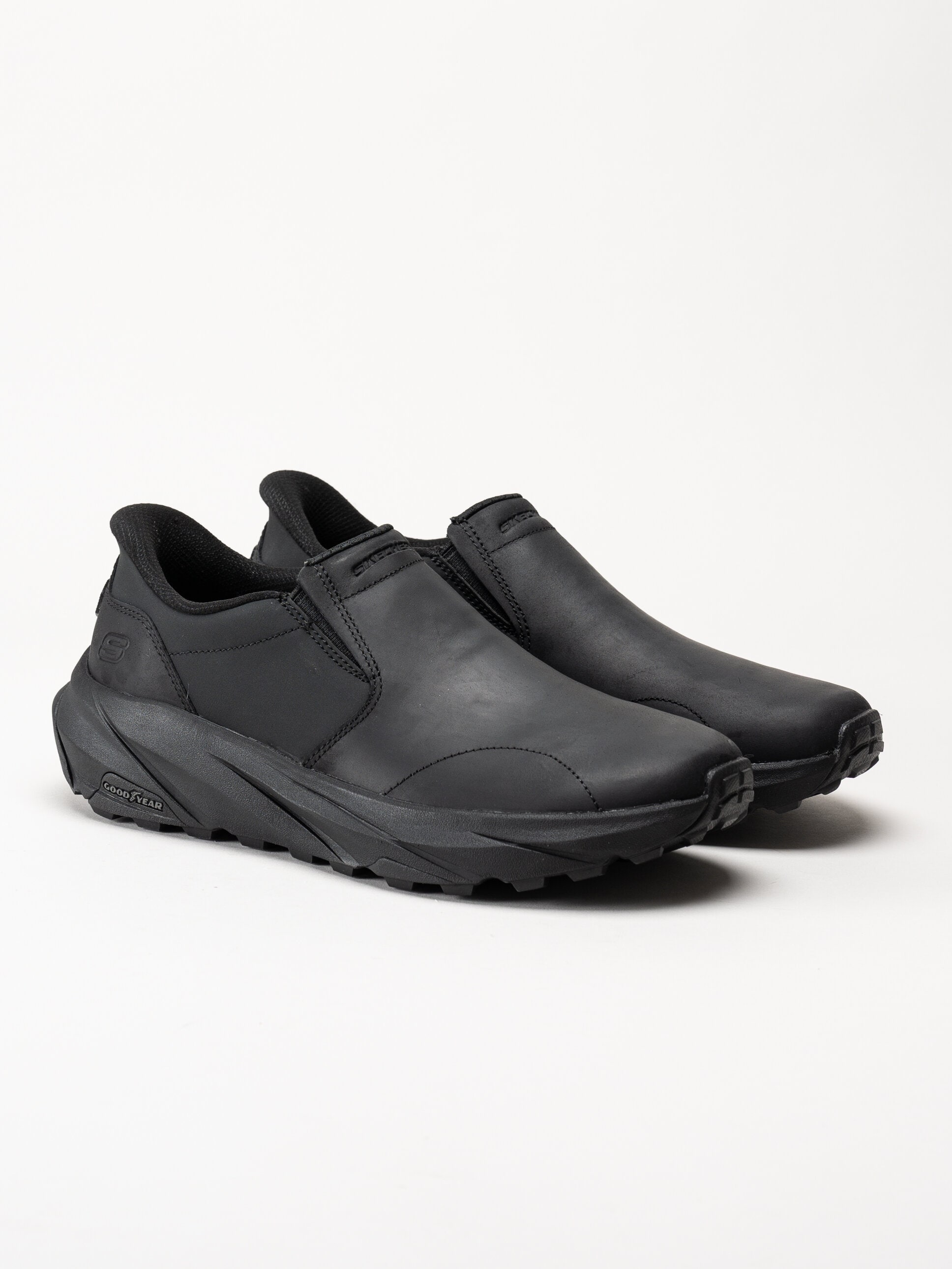 Skechers - Slip-Ins Conner - Rayne - Svarta slip-Ins promenadskor i oljad nubuck