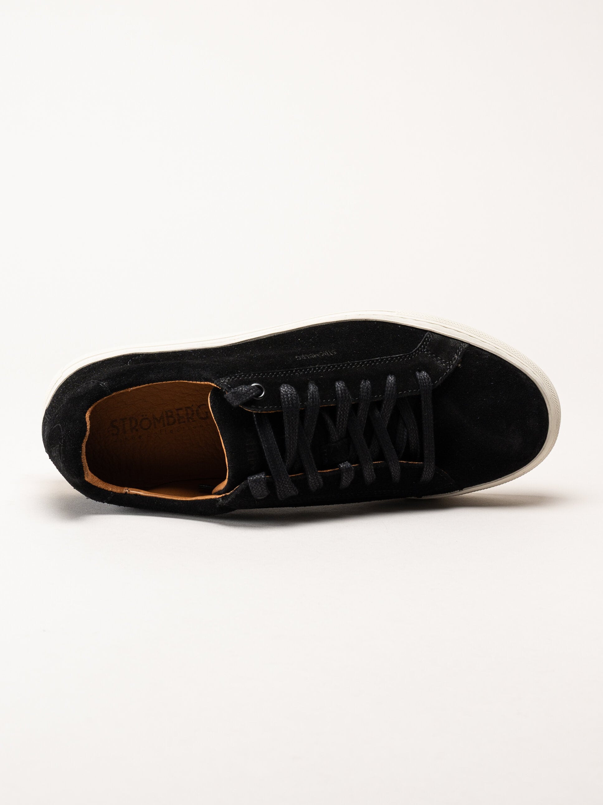 Strömberg - Arezzo - Svarta sneakers i mocka