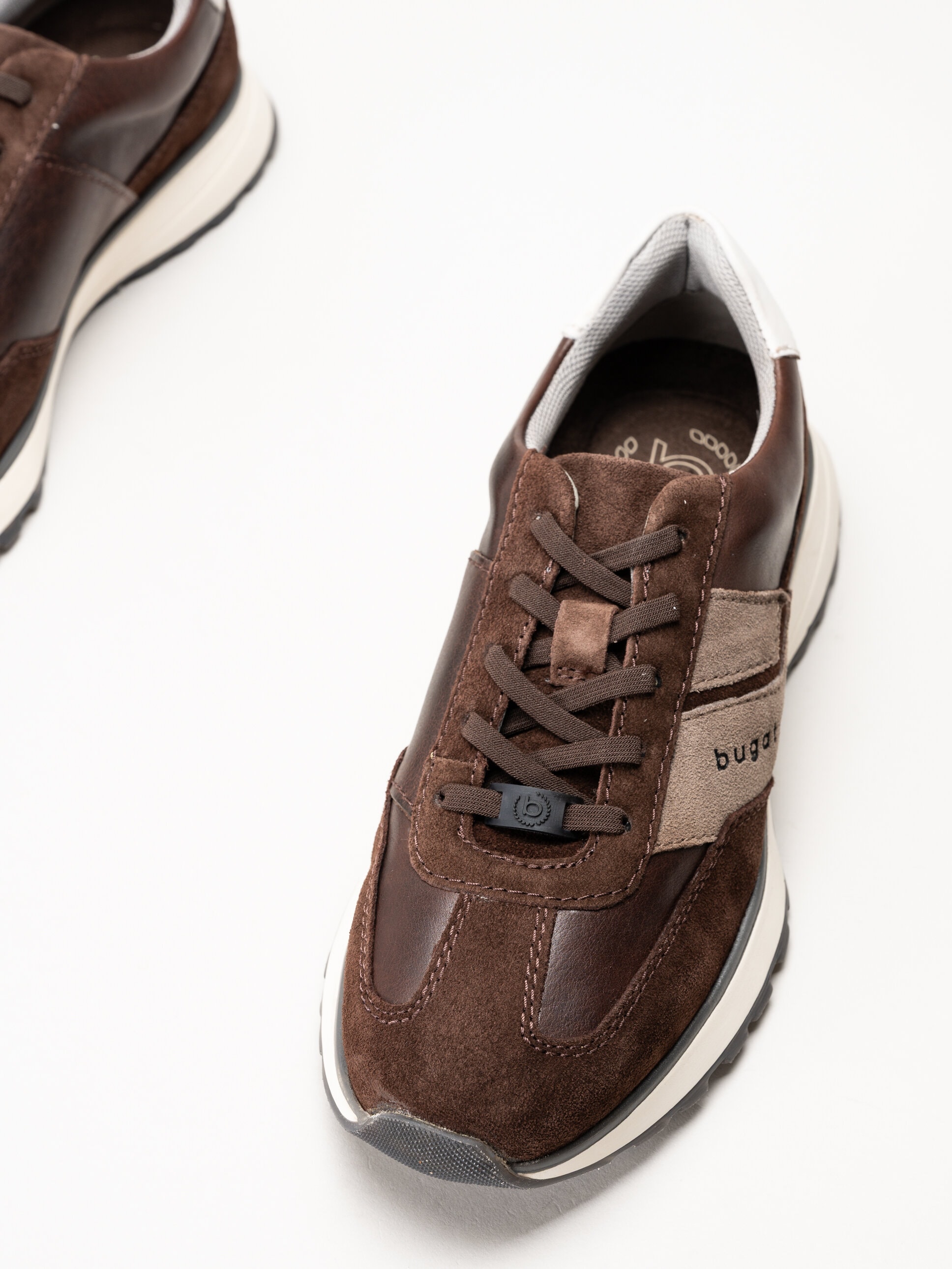 Bugatti - Timon - Mörkbruna sneakers i skinn och mocka