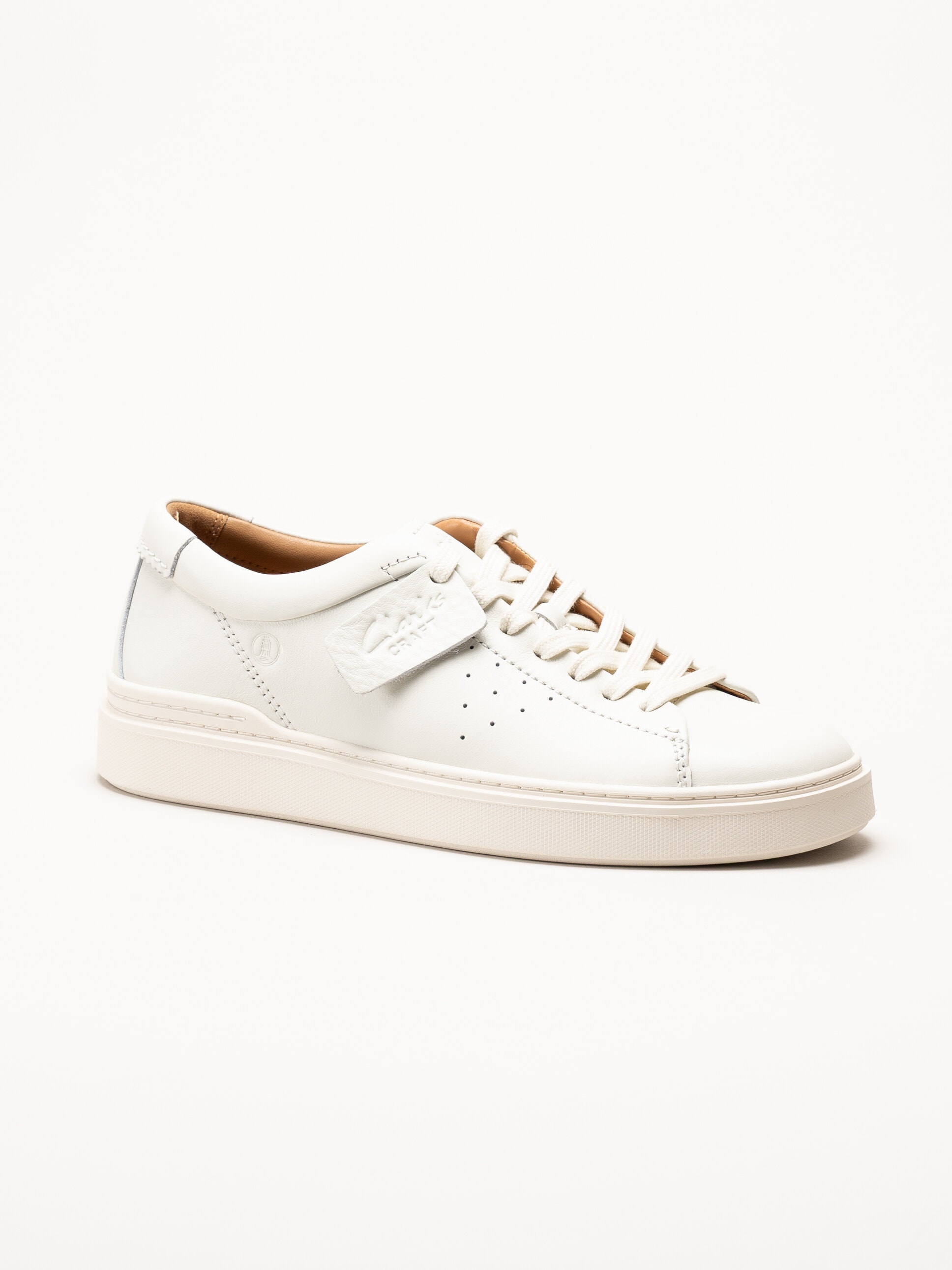 Clarks - Craft Swift - Vita sneakers i skinn