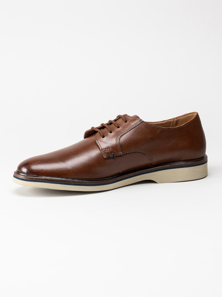 Clarks - Malwood Plain - Bruna dressade snörskor i skinn