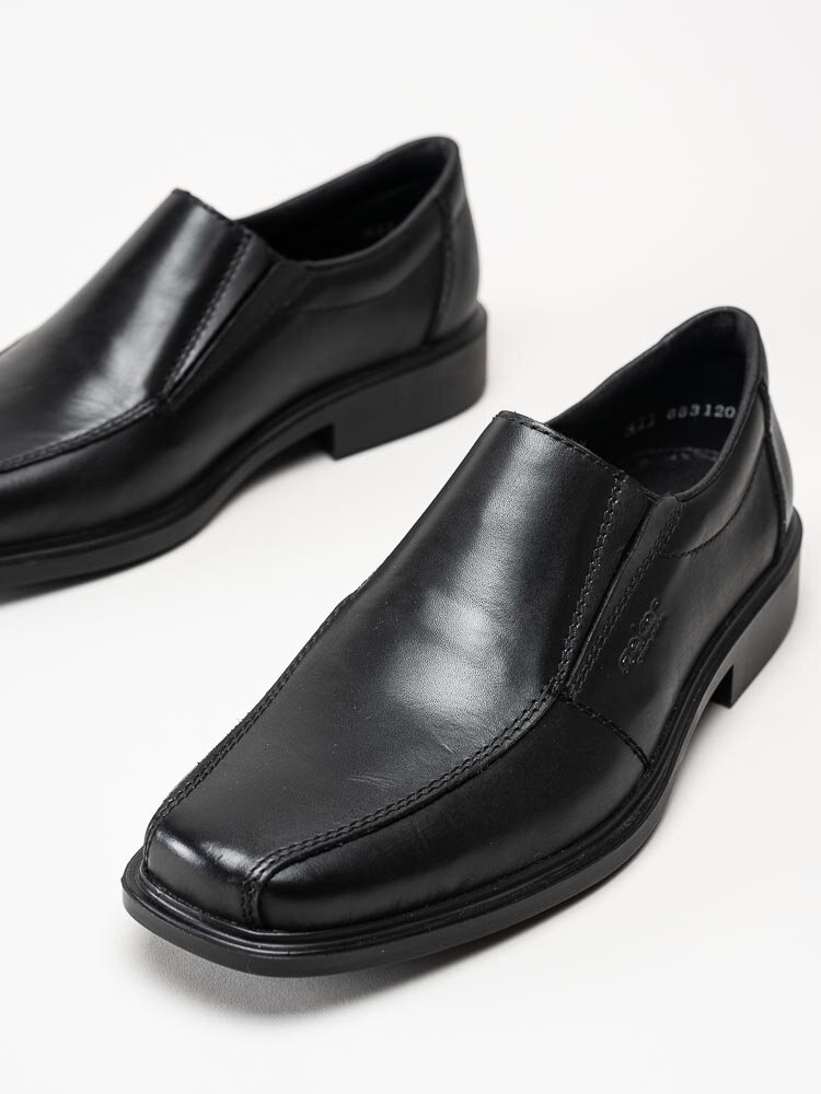 Rieker - Svarta slip on skor i skinn