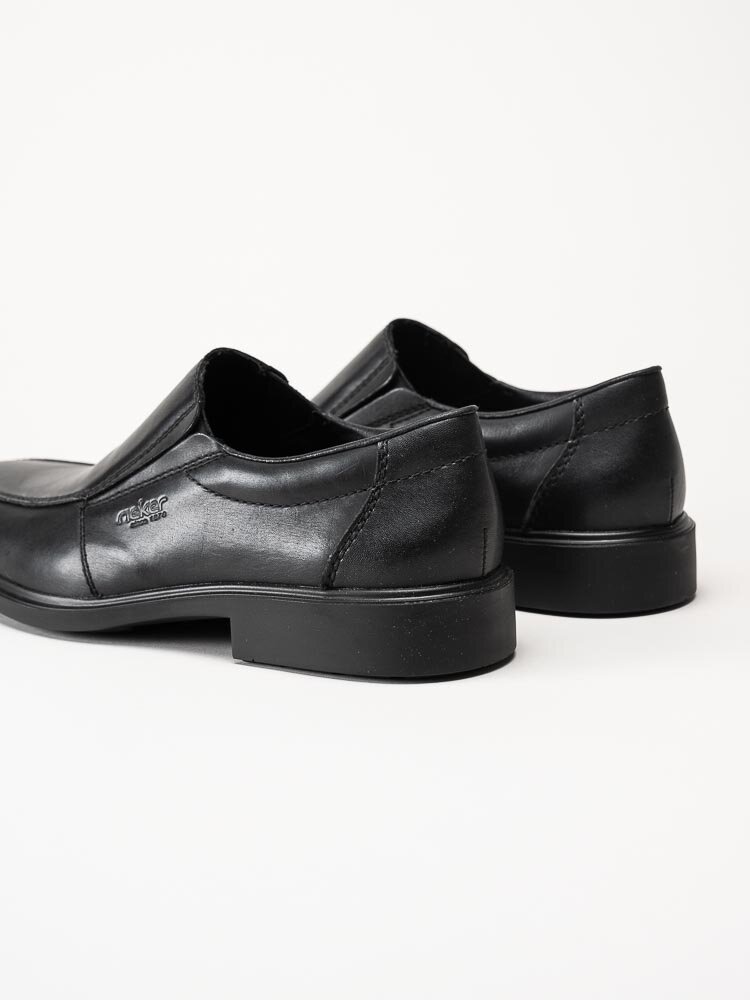 Rieker - Svarta slip on skor i skinn