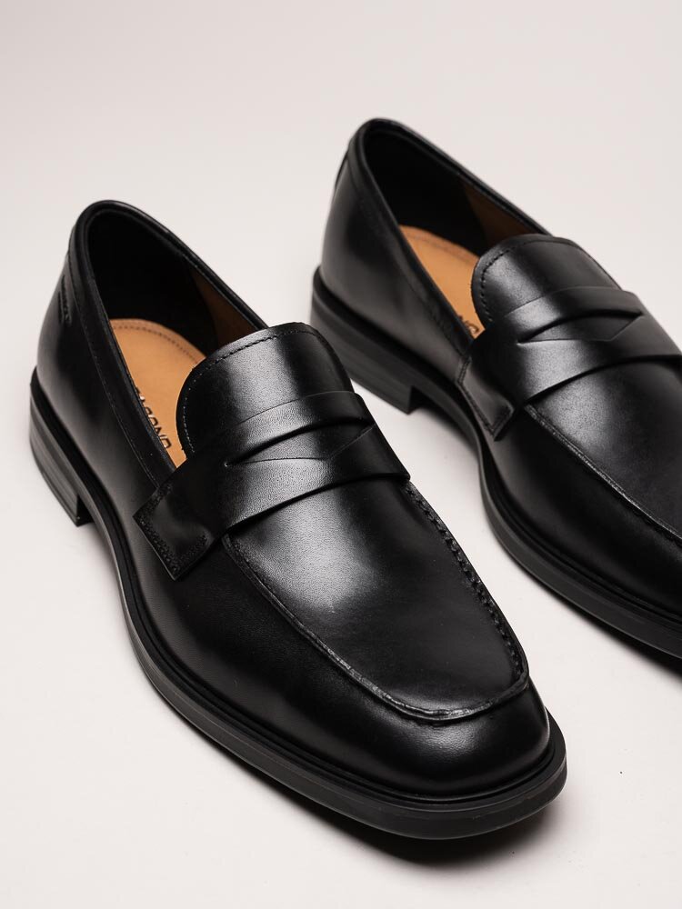 Vagabond - Andrew - Svarta loafers i skinn