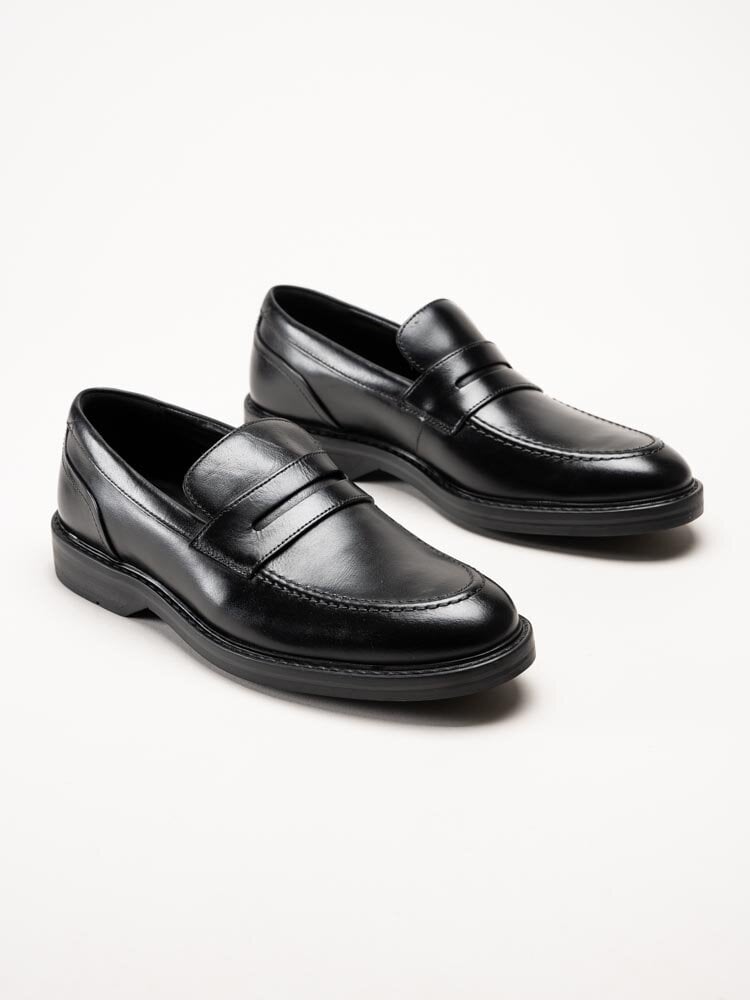 Clarks - Aldwin Step G - Svarta pennyloafers i skinn