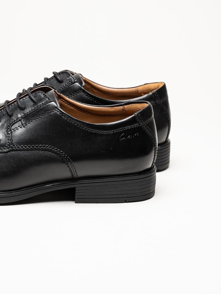 Clarks - Tilden Plain G - Svarta snörskor i skinn