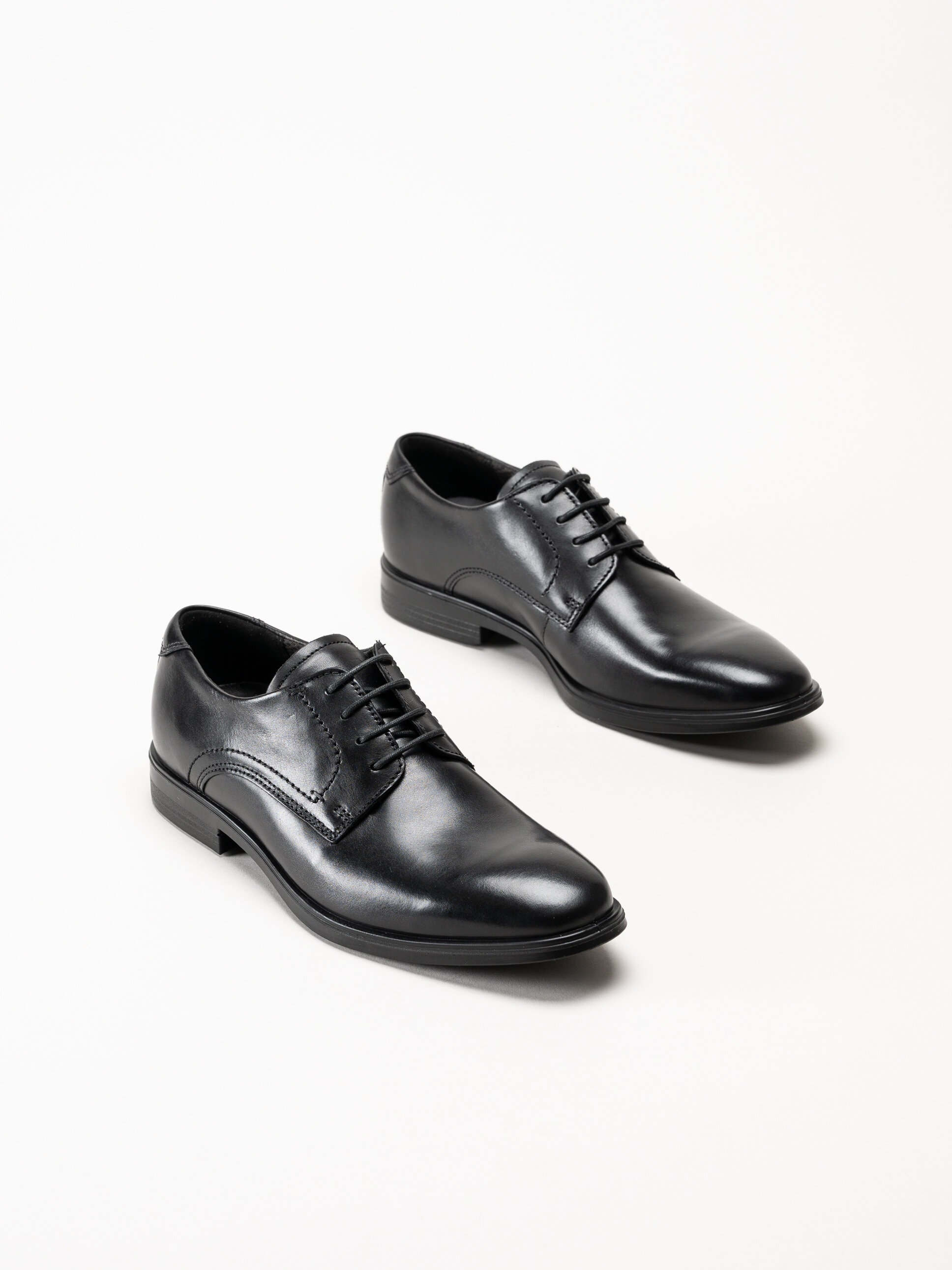 Ecco - Melbourne M Derby - Svarta snörskor i skinn