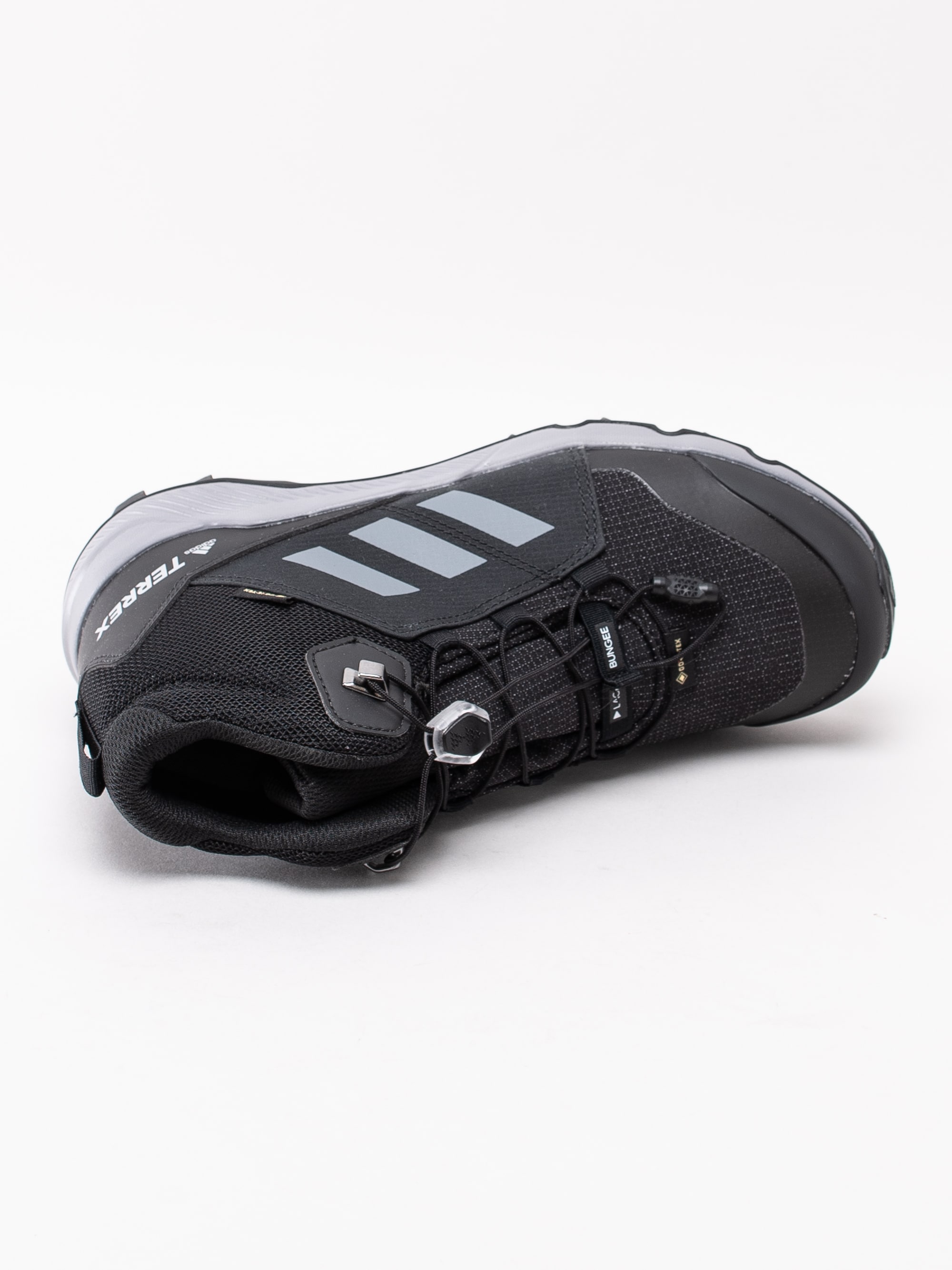 42193001 Adidas Terrex Mid GTX EF0225 svarta vattentäta barnskor med greppvänlig sula-4