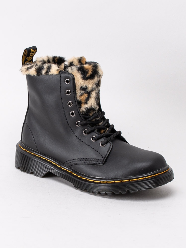 42203007 Dr Martens 1460 Serena Leo J 26044001 Black Svarta kängor med leopard-mönstrad päls-7