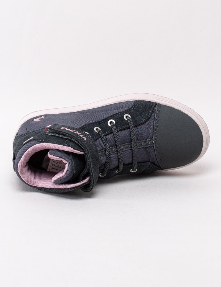 42203047 Viking Footwear Leah Mid GTX 3-50055-9194 Grå höstkängor med rosa detaljer i Gore-Tex-4