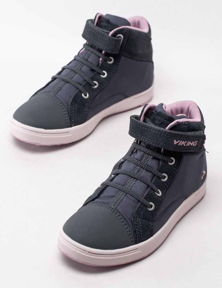 42203047 Viking Footwear Leah Mid GTX 3-50055-9194 Grå höstkängor med rosa detaljer i Gore-Tex-6