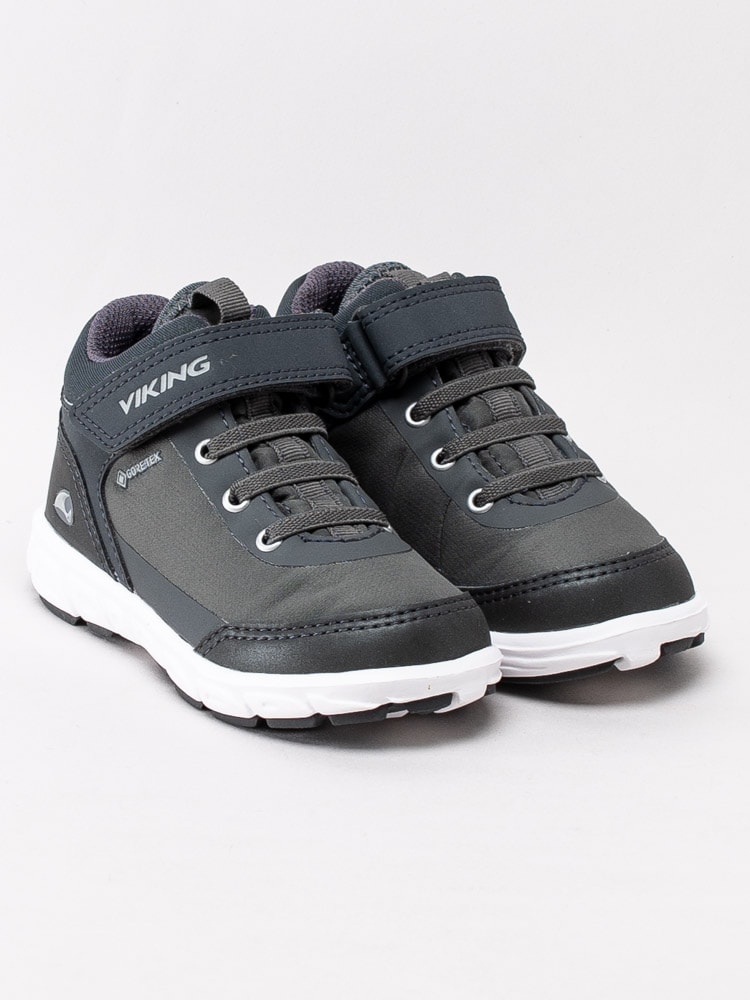 42203055 Viking Charcoal Grey 3-50020-7703 Grå vattentäta kängor i Gore-Tex-3