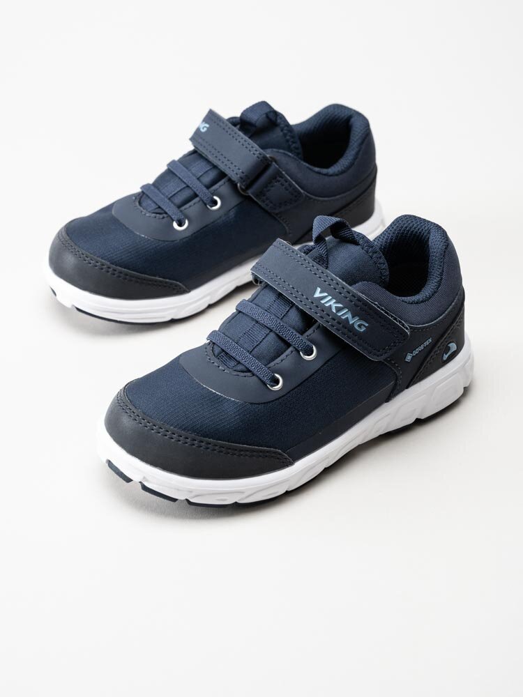 Viking Footwear - Spectrum Low GTX R - Mörkblå sneakers med Gore-Tex