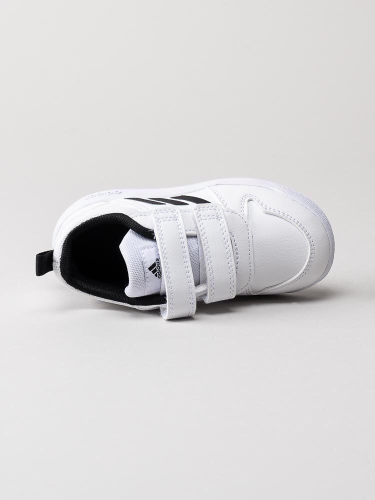 Adidas - Tensaur I - Vita sneakers med svarta stripes