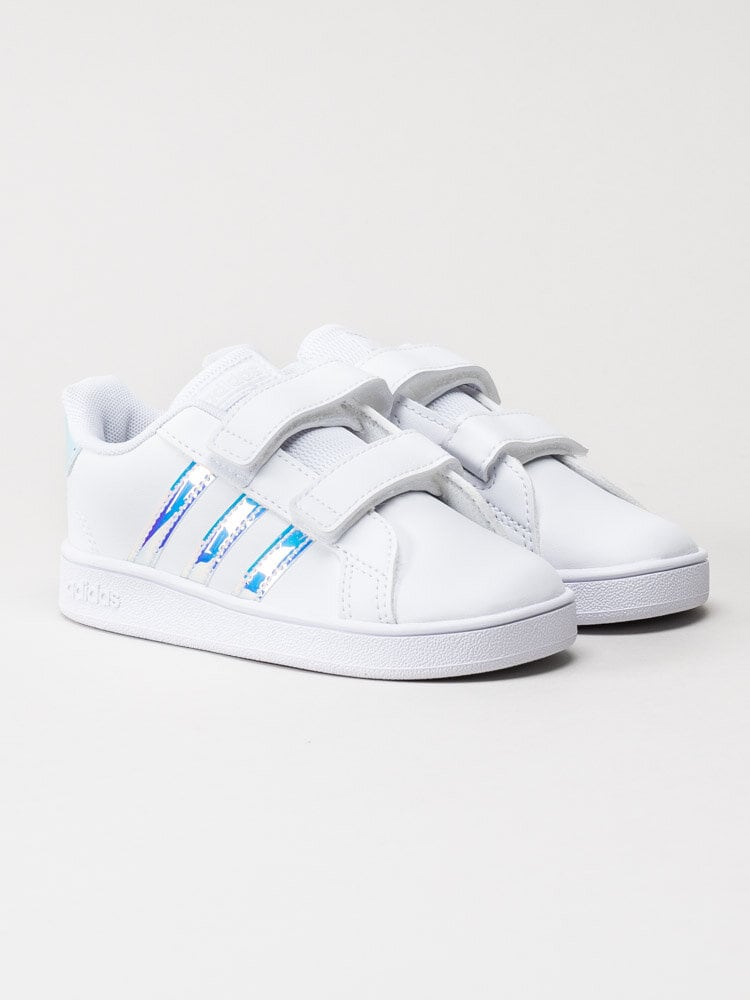 Adidas - Grand Court I - Vita sneakers med skimrande stripes