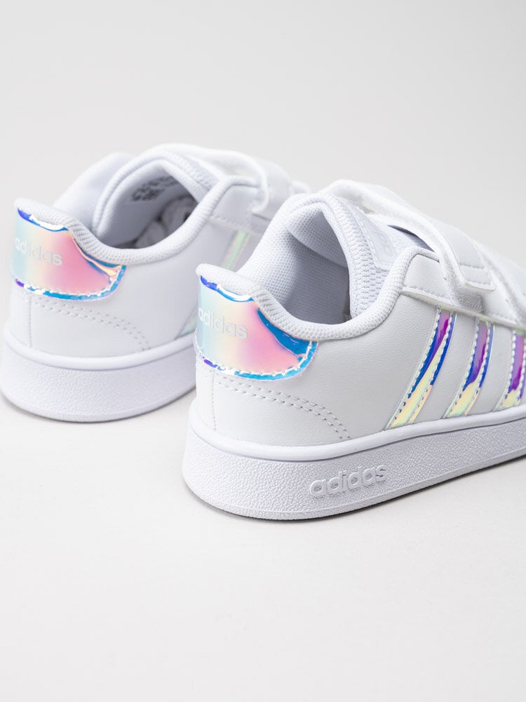 Adidas - Grand Court I - Vita sneakers med skimrande stripes