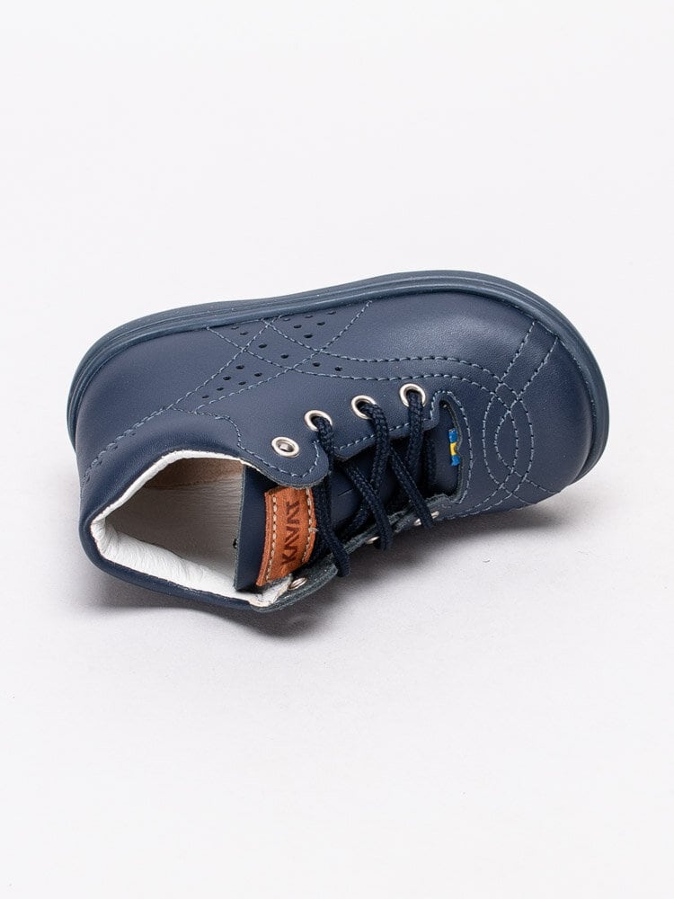 Kavat - Edsbro XC - Mörkblå första-gå skor med snörning