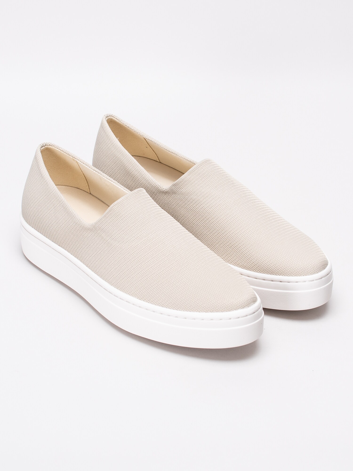 54191020 Vagabond Camille 4745-180-11 beige slip ons sneakers i stickad nylon-3