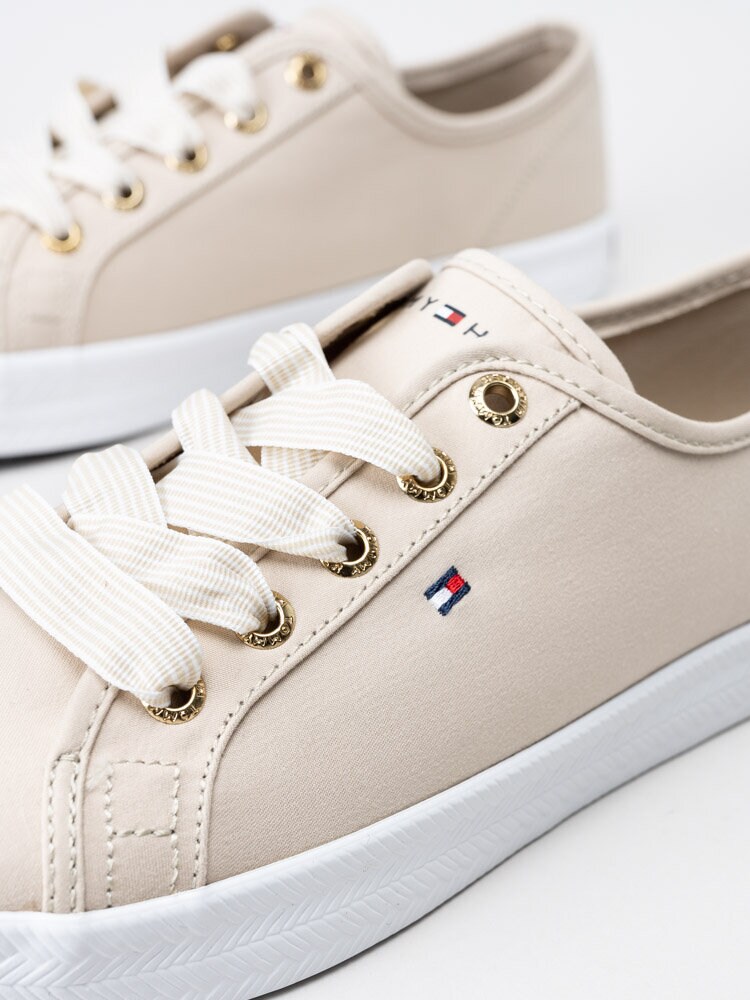 Tommy Hilfiger - Essential Nautical - Ljusbeige sneaker i textil