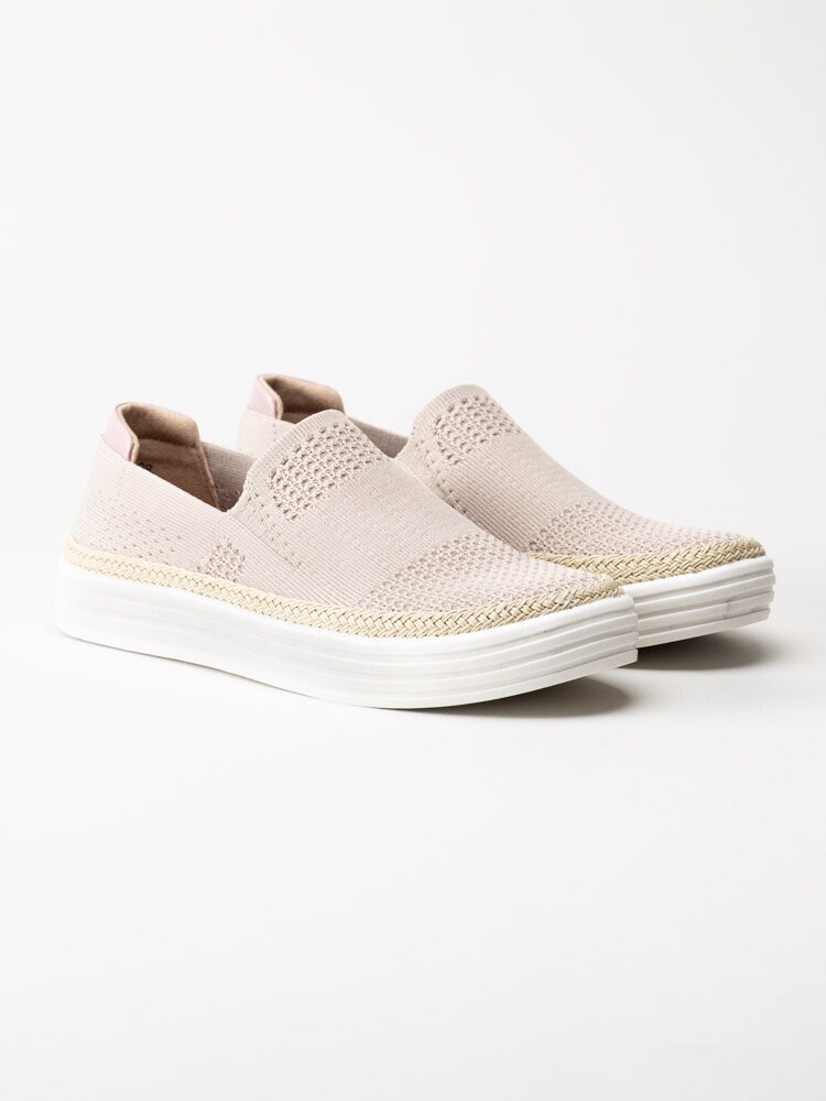 CC Resorts - Beige slip on tygskor