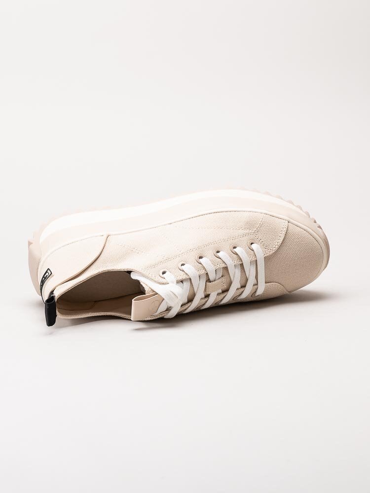 Tamaris - Off white platåsneakers i canvas