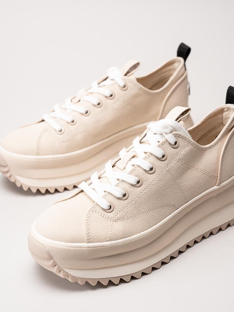 Tamaris - Off white platåsneakers i canvas