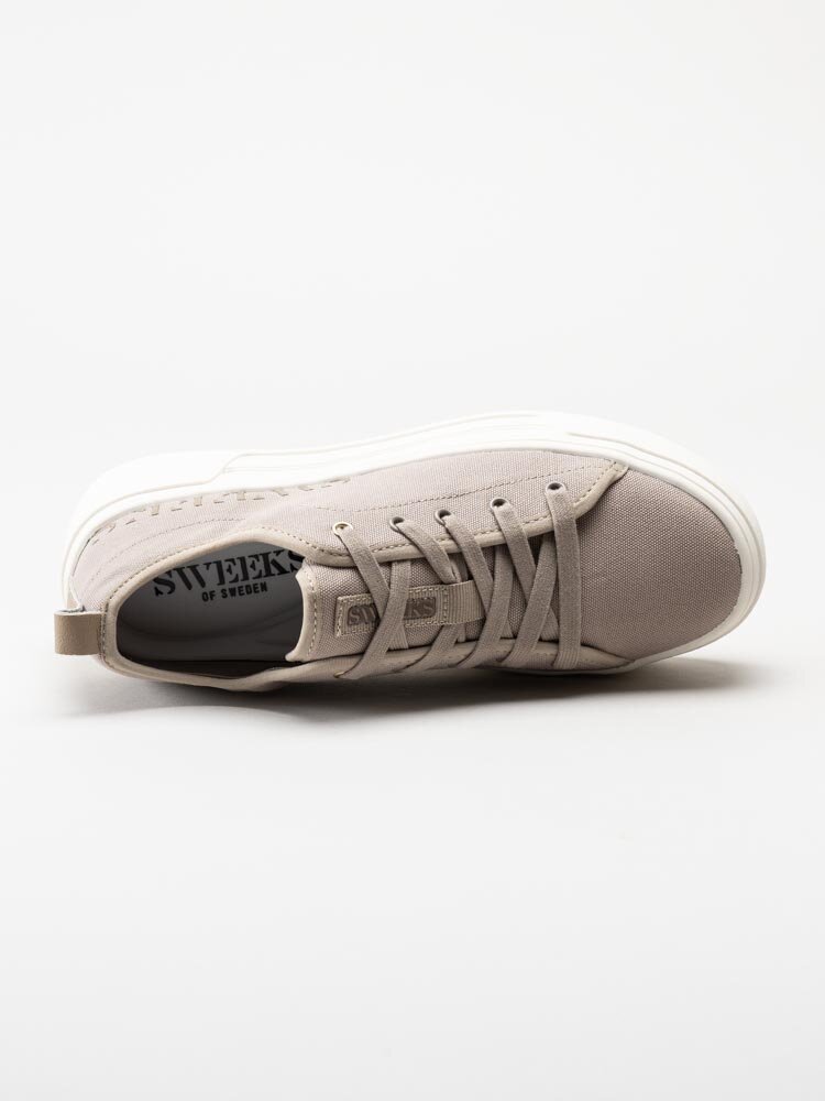 Sweeks - Lia - Beige platåsneakers i textil