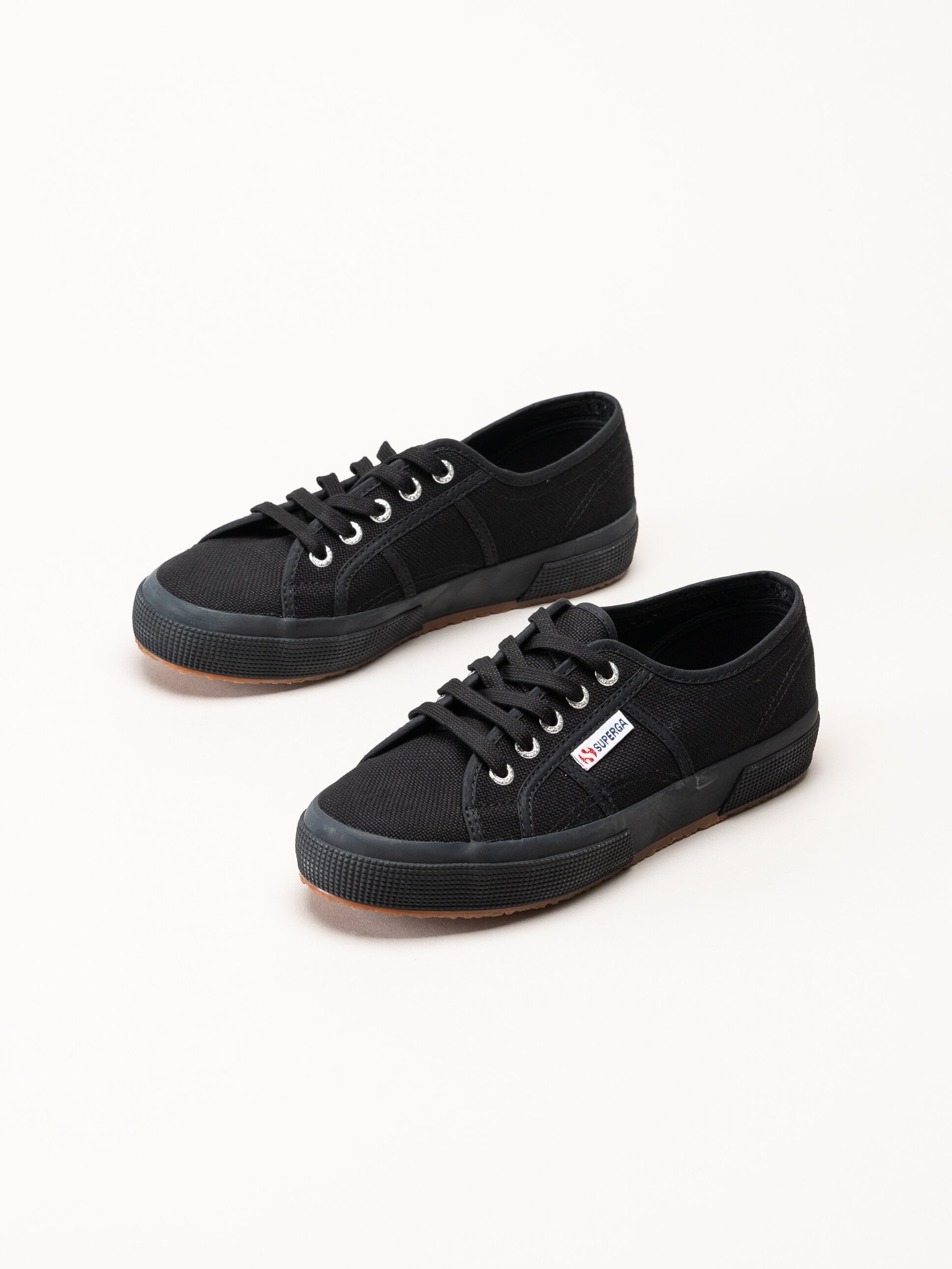 Superga - 2750 Cotu Classic - Svarta sneakers i canvas